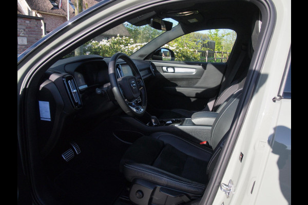 Volvo XC40 Recharge P8 AWD R-Design | SOH 94% | Trekhaak | Camera | Apple Carplay | Cruise Control |