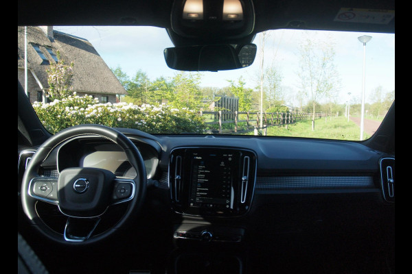 Volvo XC40 Recharge P8 AWD R-Design | SOH 94% | Trekhaak | Camera | Apple Carplay | Cruise Control |