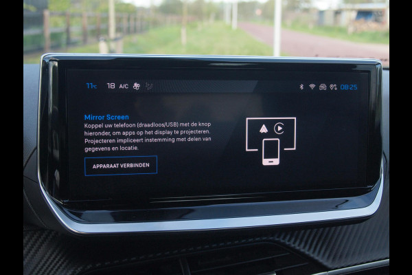 Peugeot e-2008 EV Allure 54 kWh | SOH 95% | Camera | Apple Carplay | Cruise Control | NL-Auto |