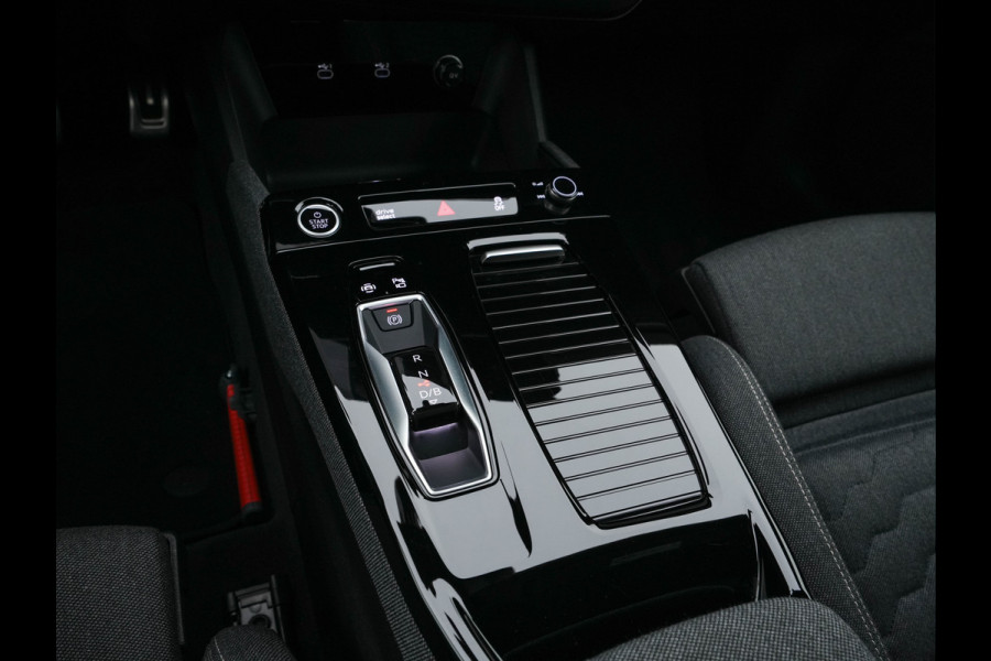 Audi A6 Avant e-tron S edition 83 kWh [ 3-Fase ] (INCL.BTW) *MATRIX-LED | LEATHER-FABRIC | ADAPTIVE-CRUISE | TOP-VIEW | BLINDSPOT | KEYLESS | MEMORY-PACK | WIDESCREEN-COCKPIT | PRIVACY-GLASS | SHIT-PADDLES | HEATED-SPORTSEATS | 21''ALU | TO