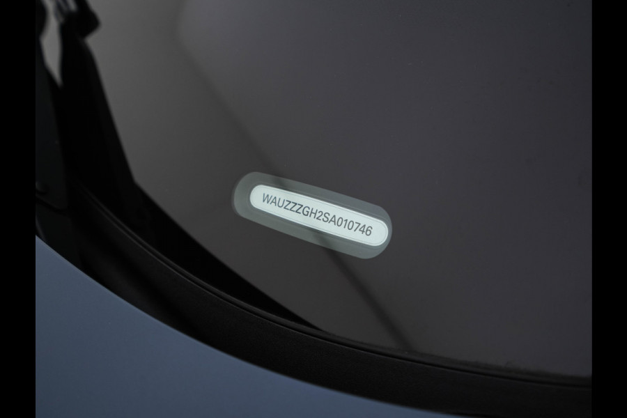 Audi A6 Avant e-tron S edition 83 kWh [ 3-Fase ] (INCL.BTW) *MATRIX-LED | LEATHER-FABRIC | ADAPTIVE-CRUISE | TOP-VIEW | BLINDSPOT | KEYLESS | MEMORY-PACK | WIDESCREEN-COCKPIT | PRIVACY-GLASS | SHIT-PADDLES | HEATED-SPORTSEATS | 21''ALU | TO