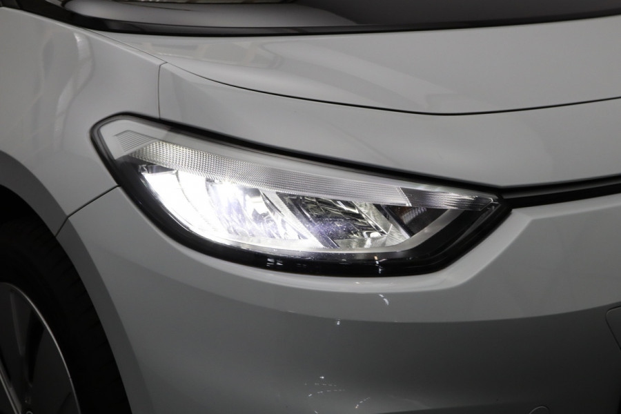 Volkswagen ID.3 204 PK Life 58 kWh, Stoelverwarming, Stuurverwarming, Adap. Cruise Control