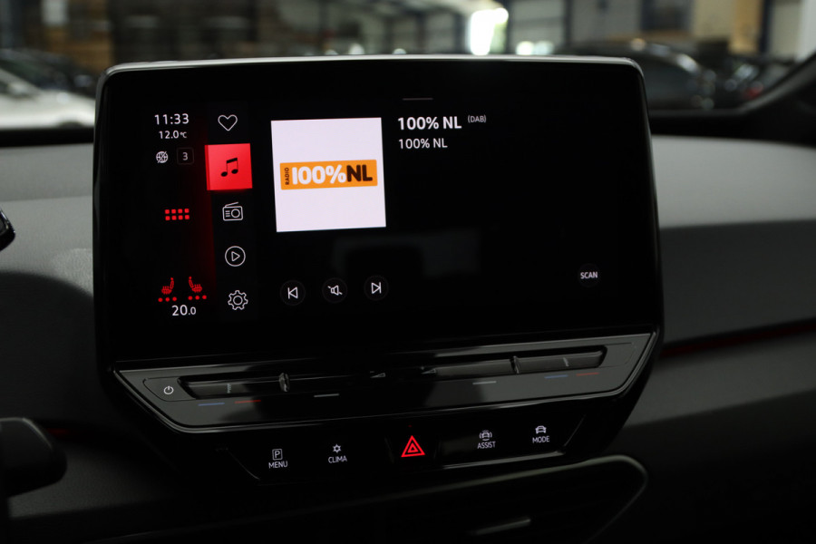 Volkswagen ID.3 204 PK Life 58 kWh, Stoelverwarming, Stuurverwarming, Adap. Cruise Control