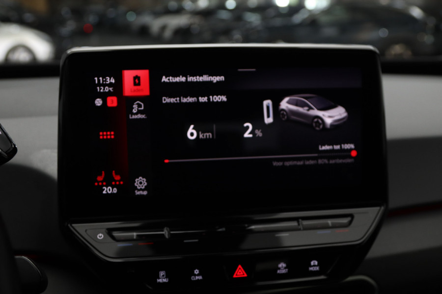 Volkswagen ID.3 204 PK Life 58 kWh, Stoelverwarming, Stuurverwarming, Adap. Cruise Control