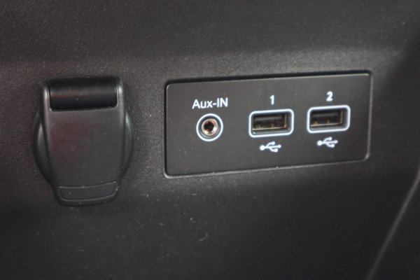 Renault Clio 1.0 TCe 90 Evolution Camera, Apple Carplay, DAB, Rijstrooksensor, PDC