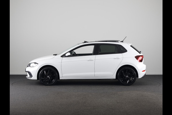 Volkswagen Polo 1.0 TSI Life 95 pk | Navigatie via App | Panoramadak | 17" LM velgen | Parkeersensoren | Adaptieve cruise control | LED koplampen | Stoelverwarming |