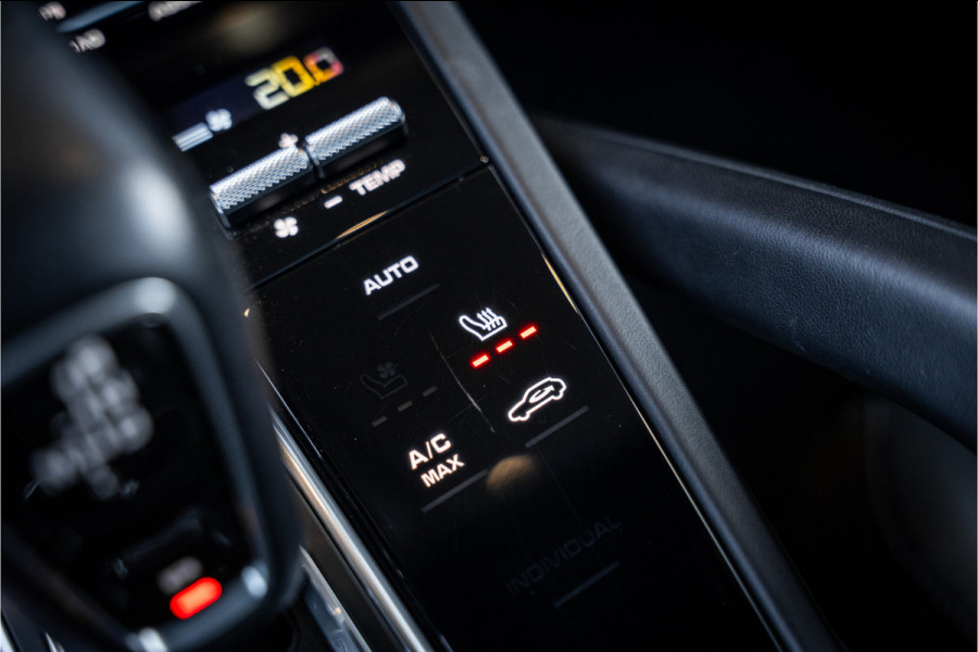 Porsche Cayenne Coupé 3.0 - Sport Chrono | Luchtvering | Panorama | Elek. Trekhaak | Bose | Memory