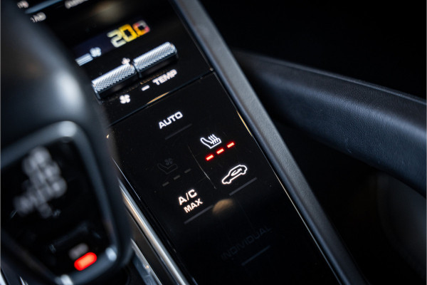 Porsche Cayenne Coupé 3.0 - Sport Chrono | Luchtvering | Panorama | Elek. Trekhaak | Bose | Memory