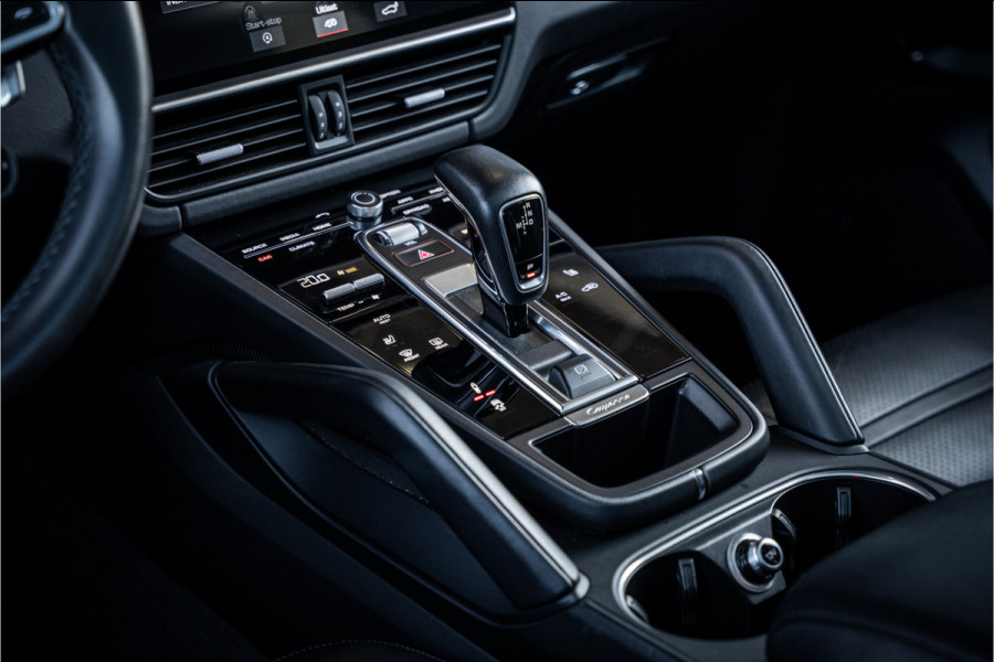 Porsche Cayenne Coupé 3.0 - Sport Chrono | Luchtvering | Panorama | Elek. Trekhaak | Bose | Memory