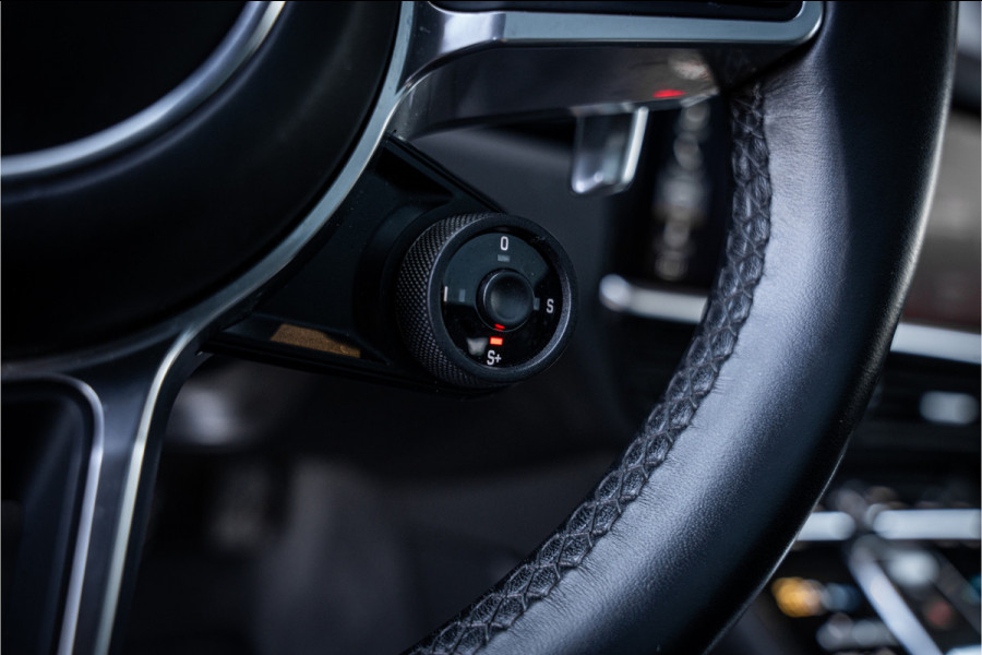 Porsche Cayenne Coupé 3.0 - Sport Chrono | Luchtvering | Panorama | Elek. Trekhaak | Bose | Memory