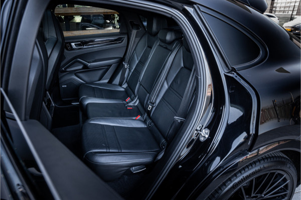Porsche Cayenne Coupé 3.0 - Sport Chrono | Luchtvering | Panorama | Elek. Trekhaak | Bose | Memory