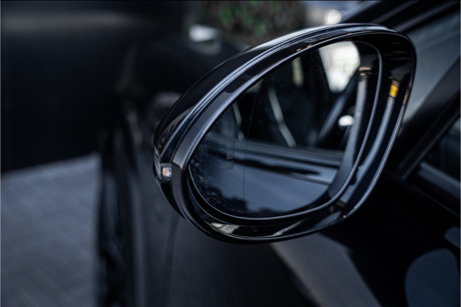 Porsche Cayenne Coupé 3.0 - Sport Chrono | Luchtvering | Panorama | Elek. Trekhaak | Bose | Memory