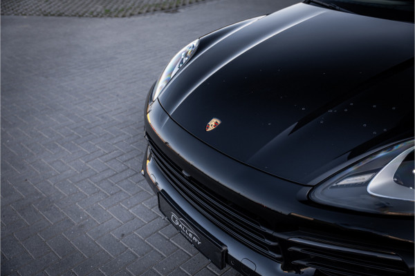 Porsche Cayenne Coupé 3.0 - Sport Chrono | Luchtvering | Panorama | Elek. Trekhaak | Bose | Memory