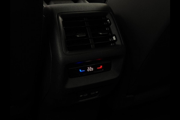 Volkswagen Tayron 1.5 eTSI Life Edt.7p GARANTIE NAVI TREKHAAK 360 CAMERA LED IQ