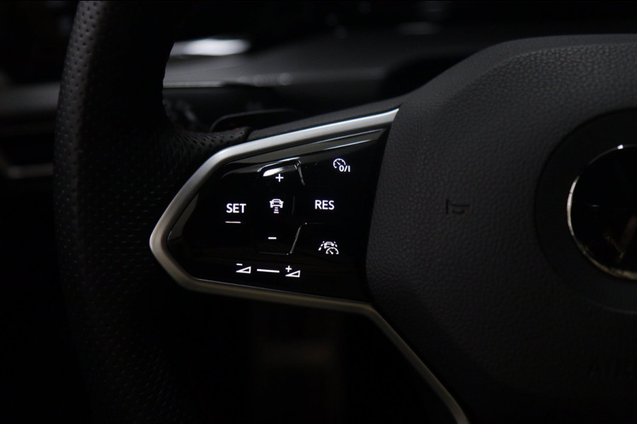 Volkswagen Golf 2.0 TSI GTI CLUBSPORT/NURBURGRING/PANO/AKRA/IQ/HUD/MEMVOLL