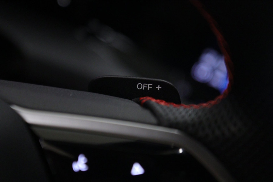 Volkswagen Golf 2.0 TSI GTI CLUBSPORT/NURBURGRING/PANO/AKRA/IQ/HUD/MEMVOLL