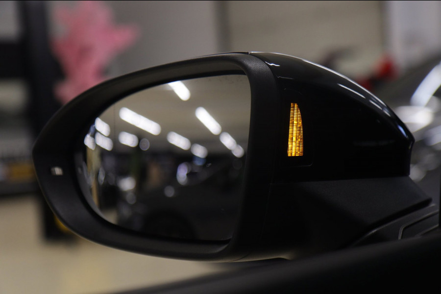 Volkswagen Golf 2.0 TSI GTI CLUBSPORT/NURBURGRING/PANO/AKRA/IQ/HUD/MEMVOLL