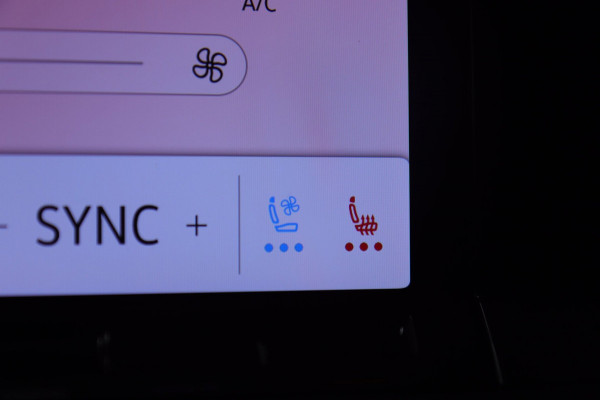 Volkswagen Golf 2.0 TSI GTI CLUBSPORT/NURBURGRING/PANO/AKRA/IQ/HUD/MEMVOLL