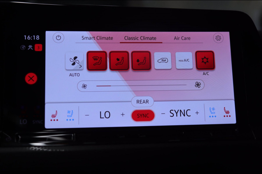 Volkswagen Golf 2.0 TSI GTI CLUBSPORT/NURBURGRING/PANO/AKRA/IQ/HUD/MEMVOLL