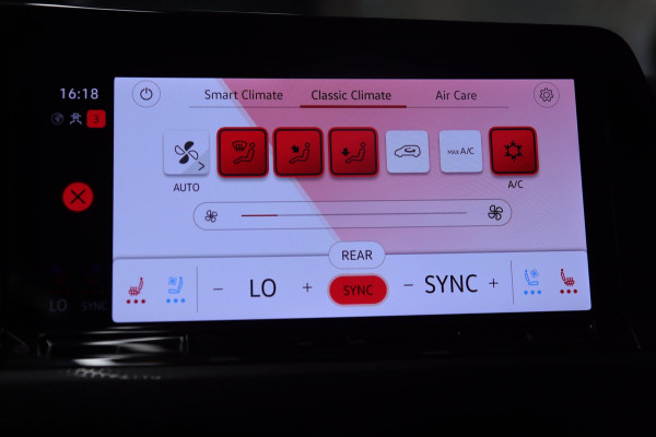 Volkswagen Golf 2.0 TSI GTI CLUBSPORT/NURBURGRING/PANO/AKRA/IQ/HUD/MEMVOLL