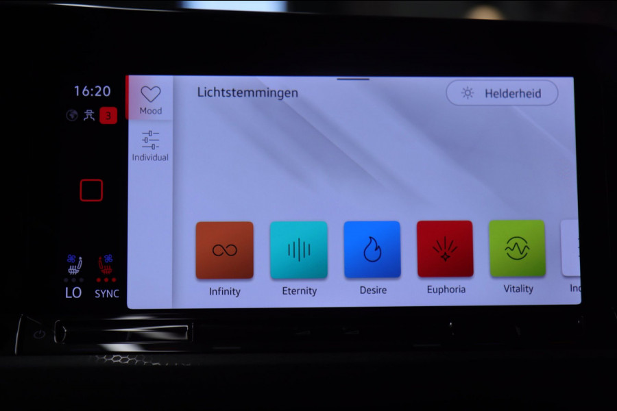 Volkswagen Golf 2.0 TSI GTI CLUBSPORT/NURBURGRING/PANO/AKRA/IQ/HUD/MEMVOLL