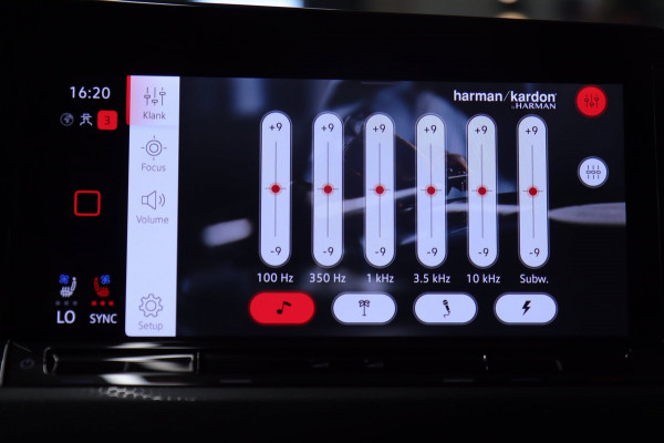 Volkswagen Golf 2.0 TSI GTI CLUBSPORT/NURBURGRING/PANO/AKRA/IQ/HUD/MEMVOLL