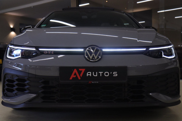 Volkswagen Golf 2.0 TSI GTI CLUBSPORT/NURBURGRING/PANO/AKRA/IQ/HUD/MEMVOLL