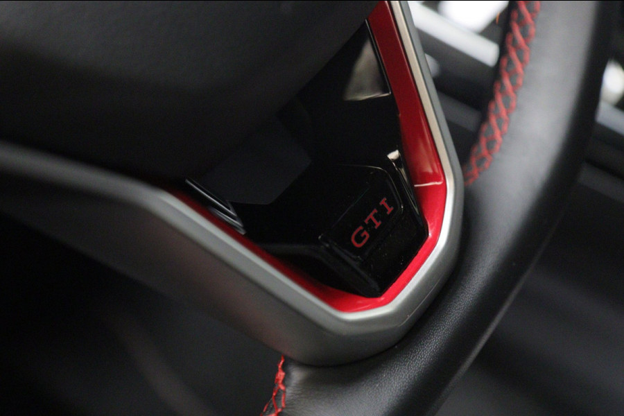 Volkswagen Golf 2.0 TSI GTI CLUBSPORT/NURBURGRING/PANO/AKRA/IQ/HUD/MEMVOLL