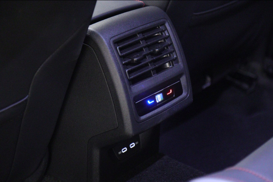 Volkswagen Golf 2.0 TSI GTI CLUBSPORT/NURBURGRING/PANO/AKRA/IQ/HUD/MEMVOLL