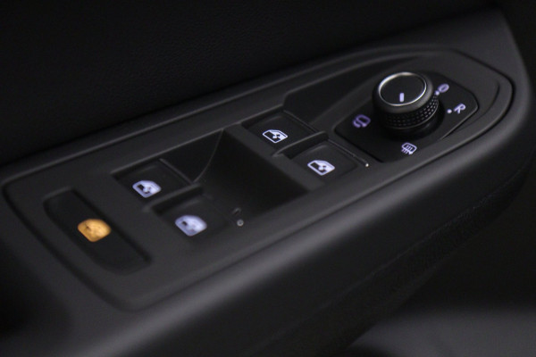 Volkswagen Golf 2.0 TSI GTI CLUBSPORT/NURBURGRING/PANO/AKRA/IQ/HUD/MEMVOLL