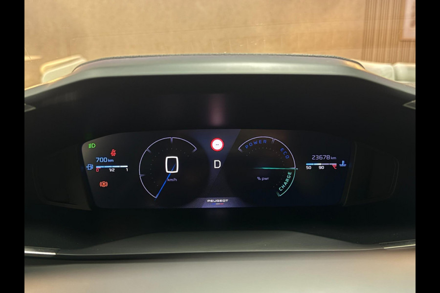 Peugeot 208 ALLURE Aut. 100 PK Navi Leder Led Carbon PDC ACC Carplay