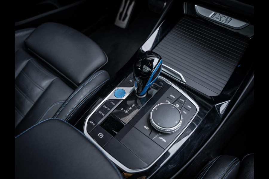 BMW iX3 High Executive 80 kWh M-Sport l NAP l Pano l HUD l 360cam l Trekhaak