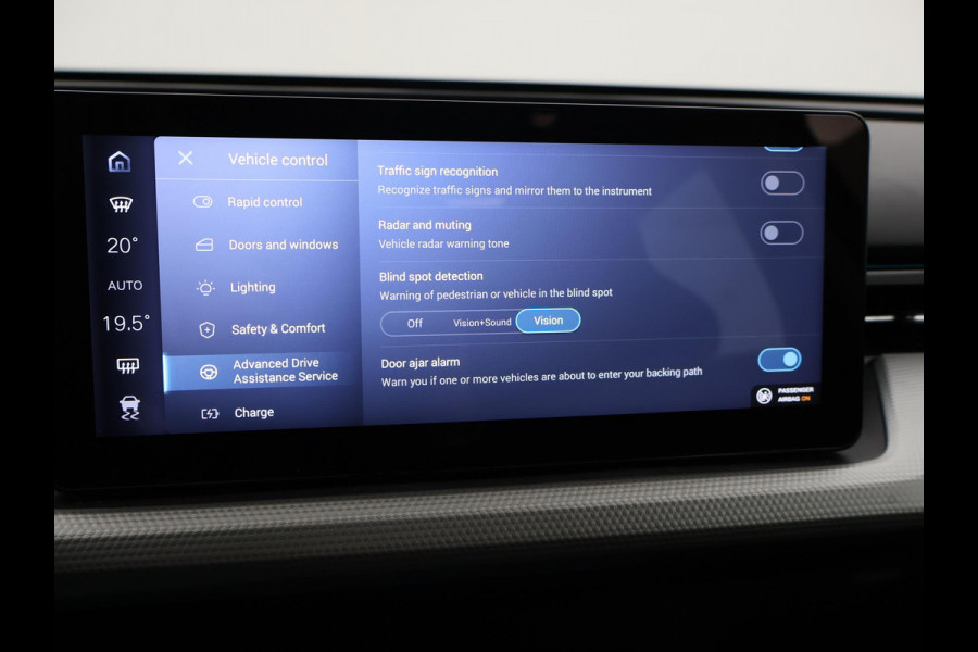 Aiways U5 PRIME 63 kWh 3-FASE LADER + LEDER | 19 INCH | PANORAMA SCHUIFDAK | 360 CAMERA | ADAPTIVE CRUISE