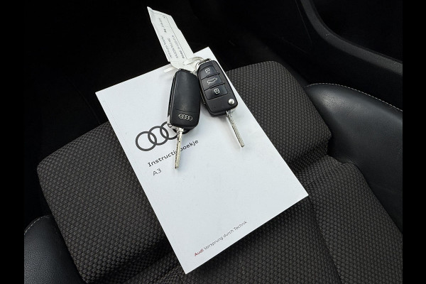 Audi A3 Limousine 30 TFSI S-Line | Trekhaak | Virtual | Navi |