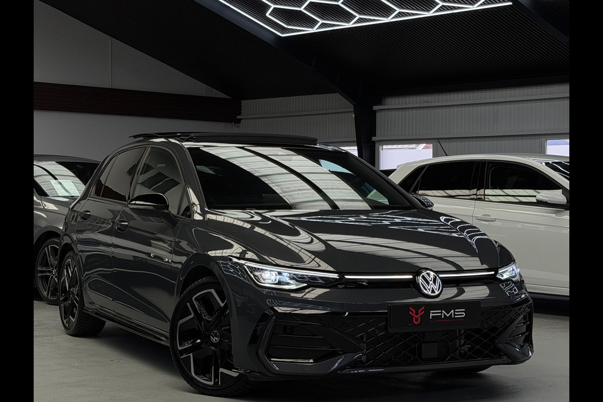 Volkswagen Golf 1.5 TSI 3x R-Line Panorama CarPlay