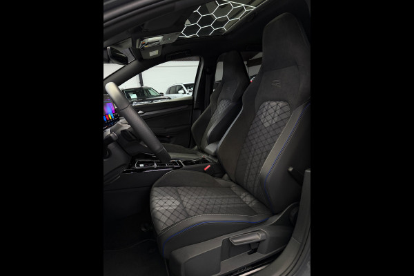 Volkswagen Golf 1.5 TSI 3x R-Line Panorama CarPlay