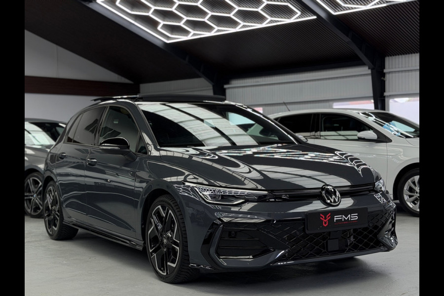 Volkswagen Golf 1.5 TSI 3x R-Line Panorama CarPlay