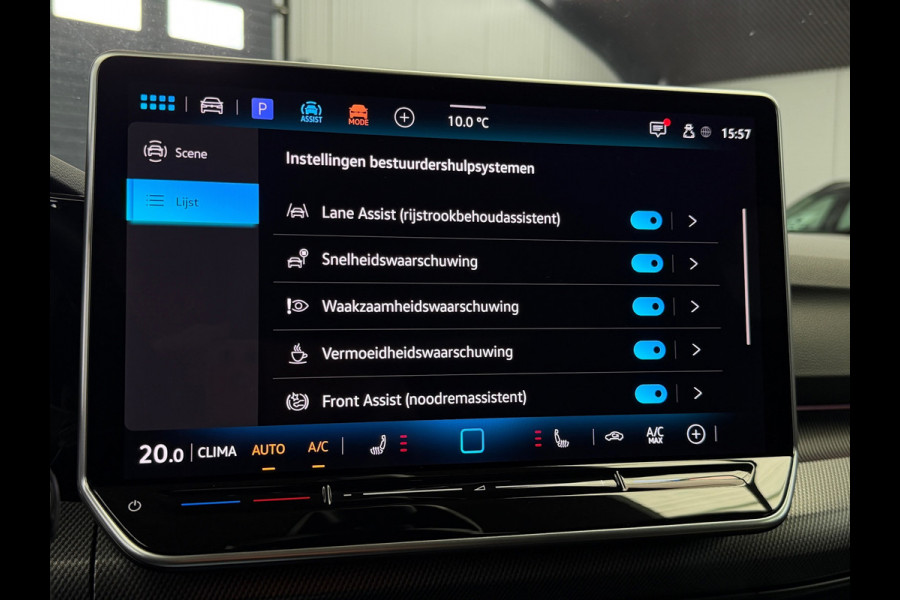 Volkswagen Golf 1.5 TSI 3x R-Line Panorama CarPlay