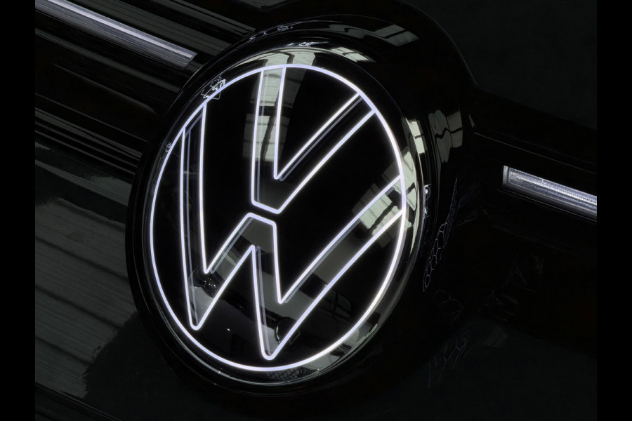 Volkswagen Golf 1.5 TSI 3x R-Line Panorama CarPlay