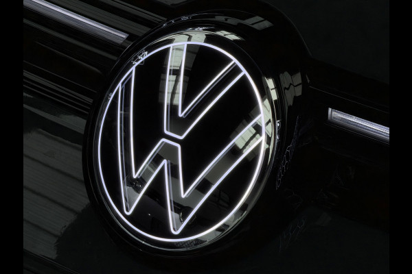 Volkswagen Golf 1.5 TSI 3x R-Line Panorama CarPlay