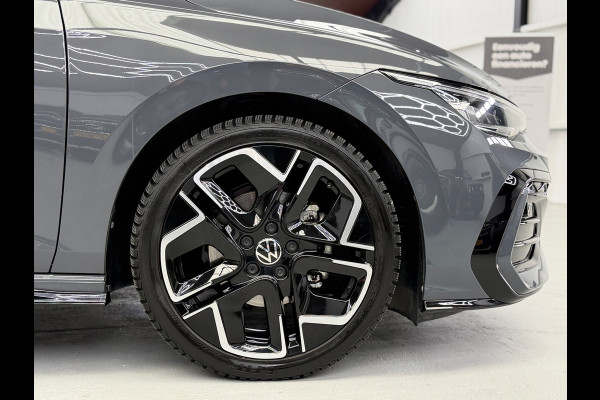 Volkswagen Golf 1.5 TSI 3x R-Line Panorama CarPlay