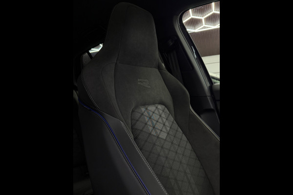 Volkswagen Golf 1.5 TSI 3x R-Line Panorama CarPlay