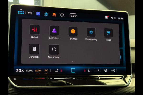 Volkswagen Golf 1.5 TSI 3x R-Line Facelift CarPlay Camera