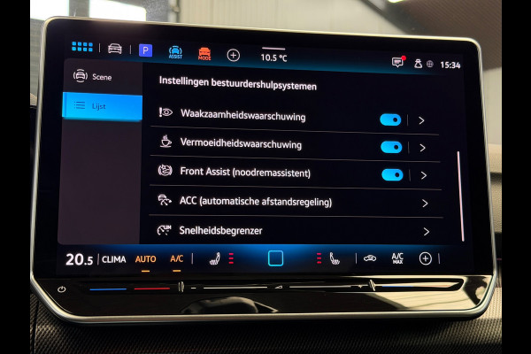 Volkswagen Golf 1.5 TSI 3x R-Line Facelift CarPlay Camera