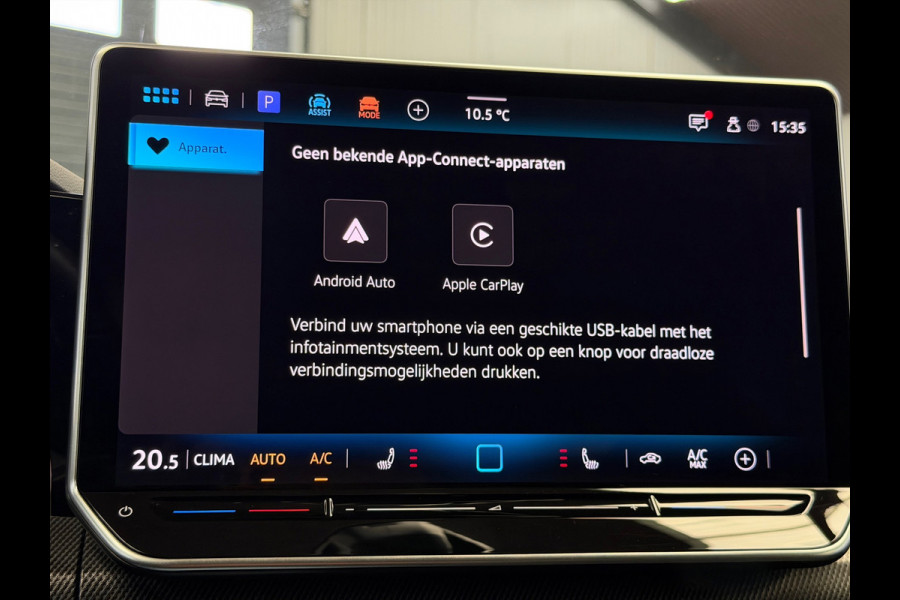 Volkswagen Golf 1.5 TSI 3x R-Line Facelift CarPlay Camera