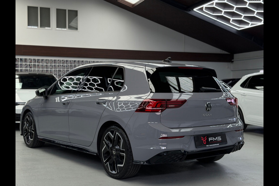 Volkswagen Golf 1.5 TSI 3x R-Line Facelift CarPlay Camera