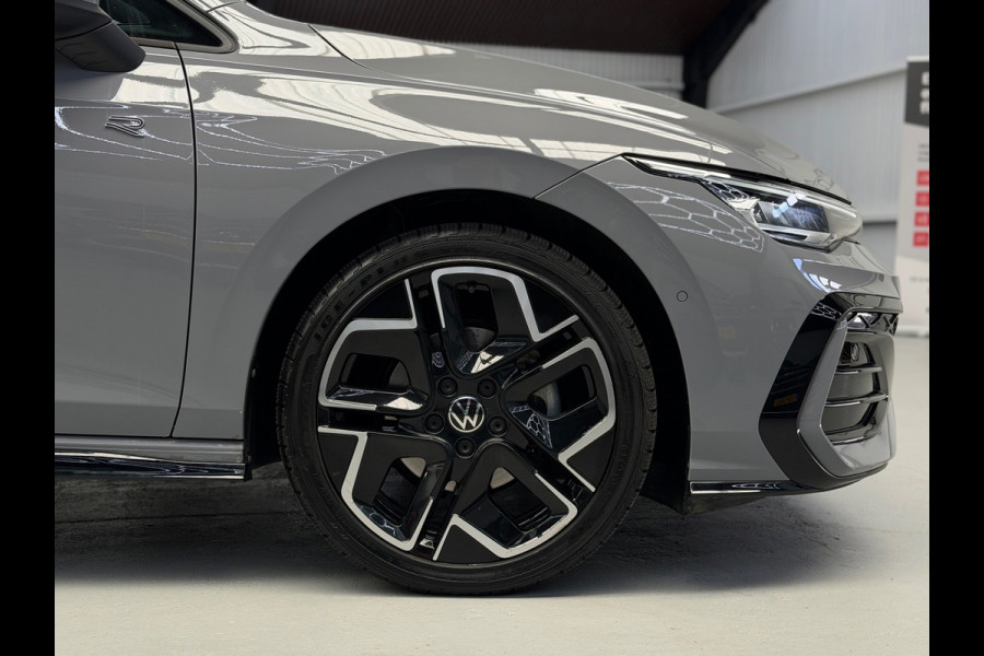 Volkswagen Golf 1.5 TSI 3x R-Line Facelift CarPlay Camera