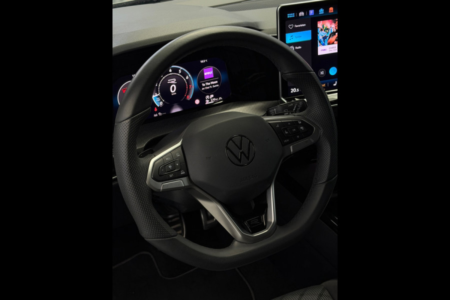Volkswagen Golf 1.5 TSI 3x R-Line Facelift CarPlay Camera