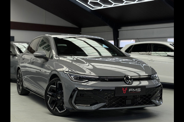 Volkswagen Golf 1.5 TSI 3x R-Line Facelift CarPlay Camera