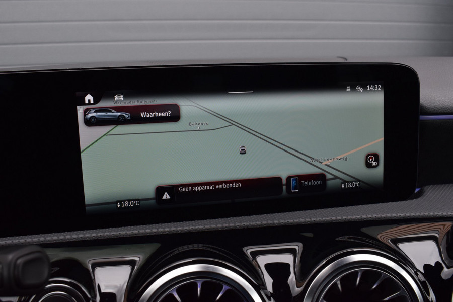 Mercedes-Benz A-Klasse 200 AMG Line Pano | Camera | Sfeer | LED